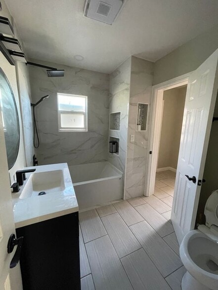 Building Photo - 1029 W 122nd St