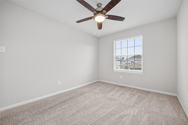 Building Photo - 4818 Blue Jacaranda Wy