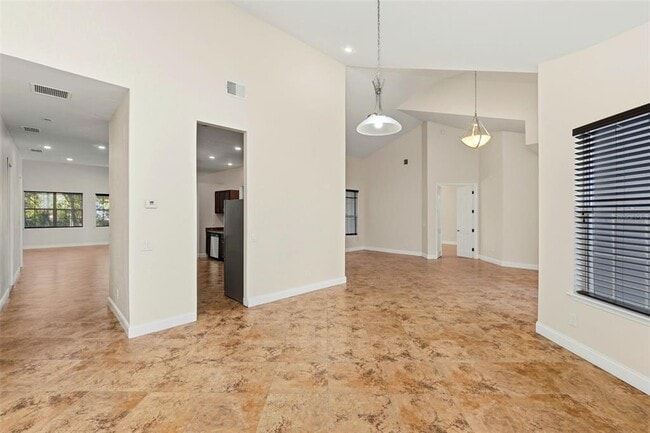 Building Photo - 5608 Kevin Ave