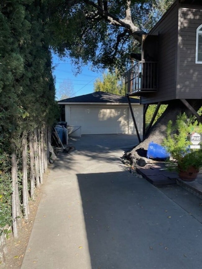 Building Photo - Wonderful Newly Remodeled Ranch Style Home in Prime San Marino