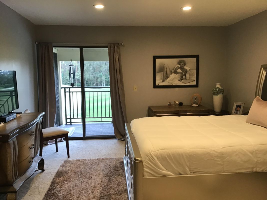 Building Photo - 29300 Bay Hollow Dr