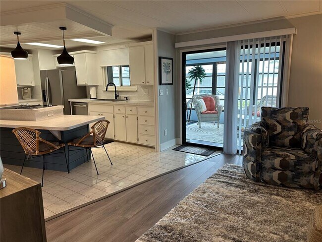 Building Photo - 307 Outrigger Pl