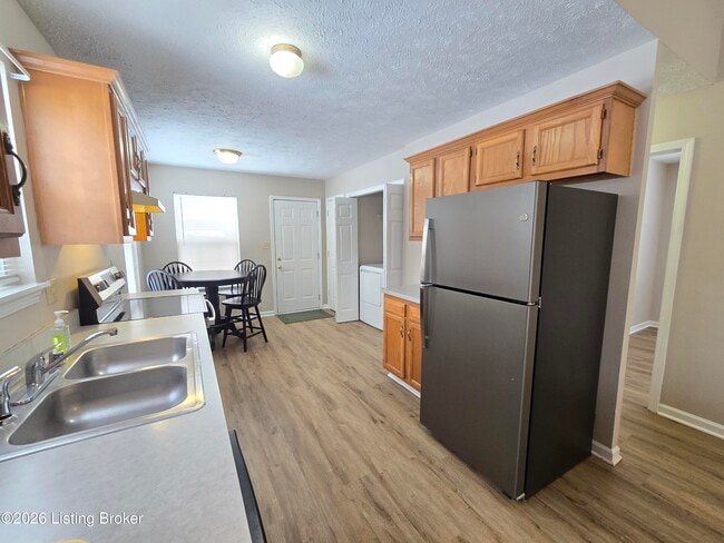 Building Photo - 3728 Locust Ave