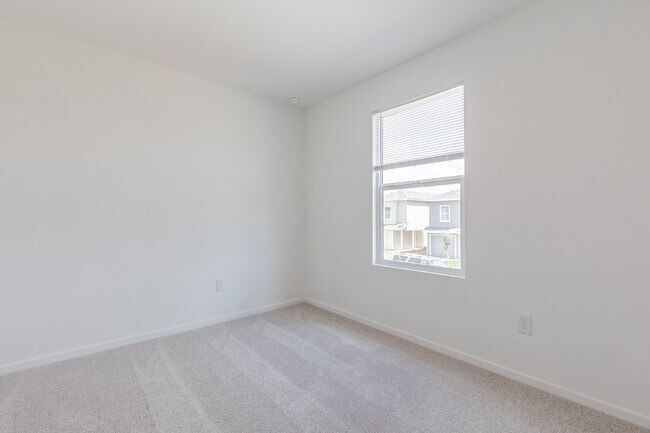 Building Photo - 6749 Marble Rdg