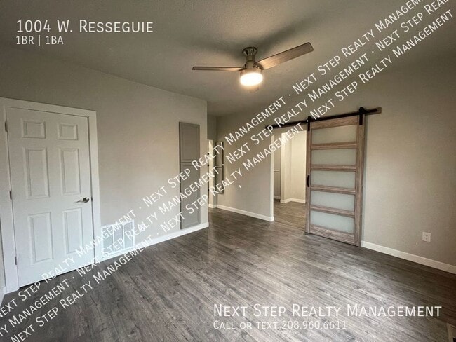 Building Photo - 1004 W. Resseguie-