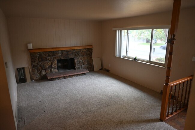 Building Photo - Great Home in Fort Collins