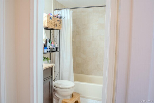 Building Photo - 210 Fulton St