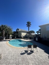 Building Photo - 30 N Wildflower Dr