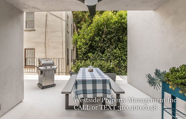 Building Photo - Amazing Location in Santa Monica 2BD/2BA