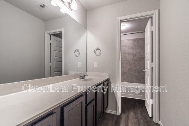 Building Photo - 741 Tupelo Tank Dr