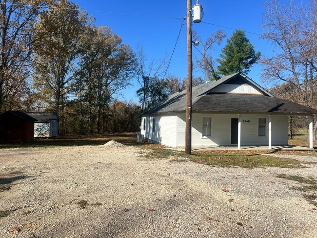 Building Photo - 4 Bdrm 2 Bath  in the country in Millington