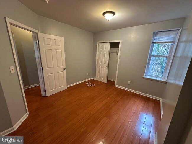 Building Photo - 1230 N 55th St