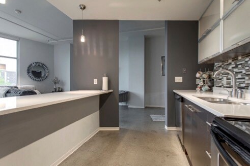 Building Photo - 2115 Yeaman Pl