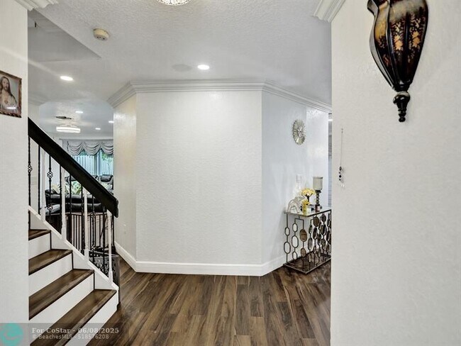 Building Photo - 613 NW 135th Terrace