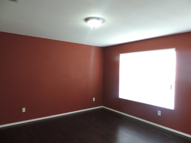 Living Room - 2605 Ranchview Dr