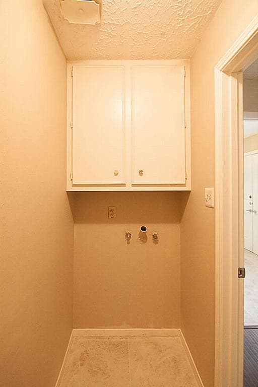 Building Photo - 22102 Woodrose Dr