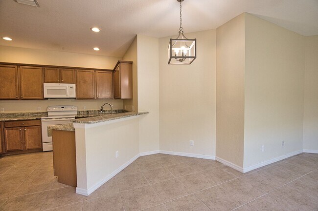 Building Photo - Annual Unfurnished 3 Bed 2 Bath Single Family Home in Stoneybrook of Venice!