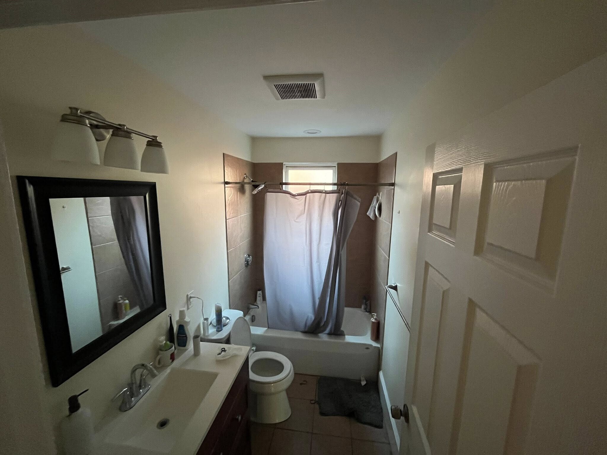 Building Photo - 226 Calumet St