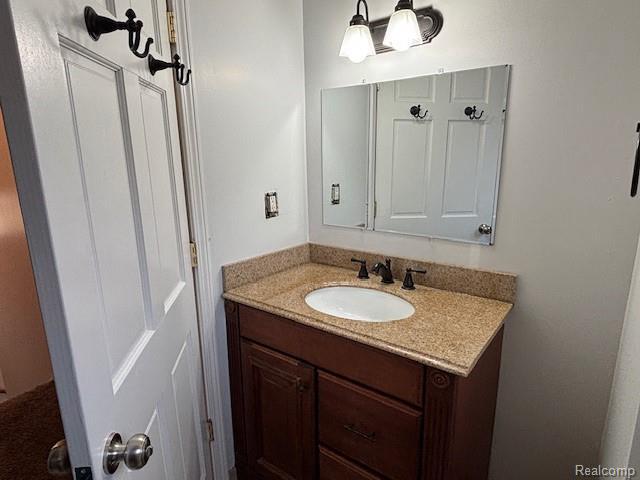 Building Photo - 916 Owana Ave