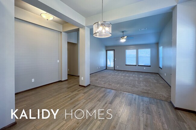 Building Photo - 12933 NW 3rd Terrace