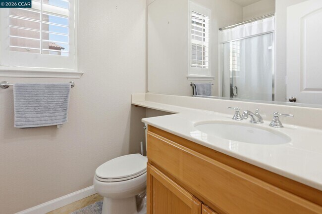 Building Photo - 165 Paddington Ct