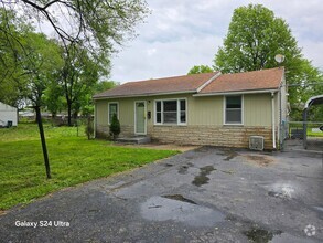 Building Photo - Nice 3BD/1BA