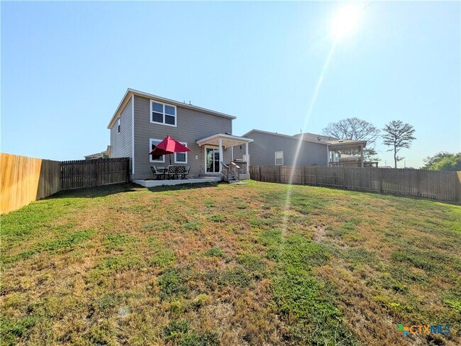 Building Photo - 118 Canopy Oak Rd