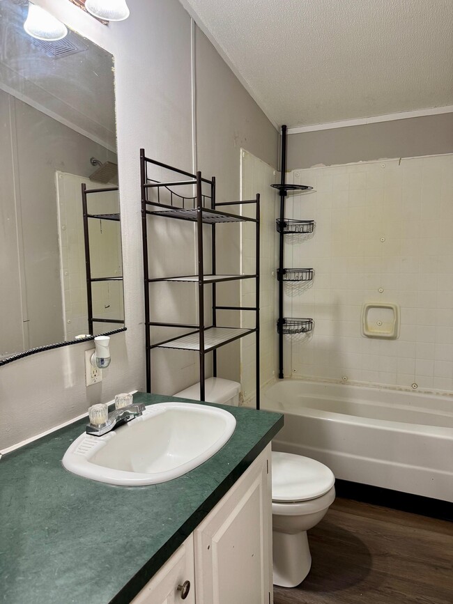 Building Photo - 244 Lucky Lane