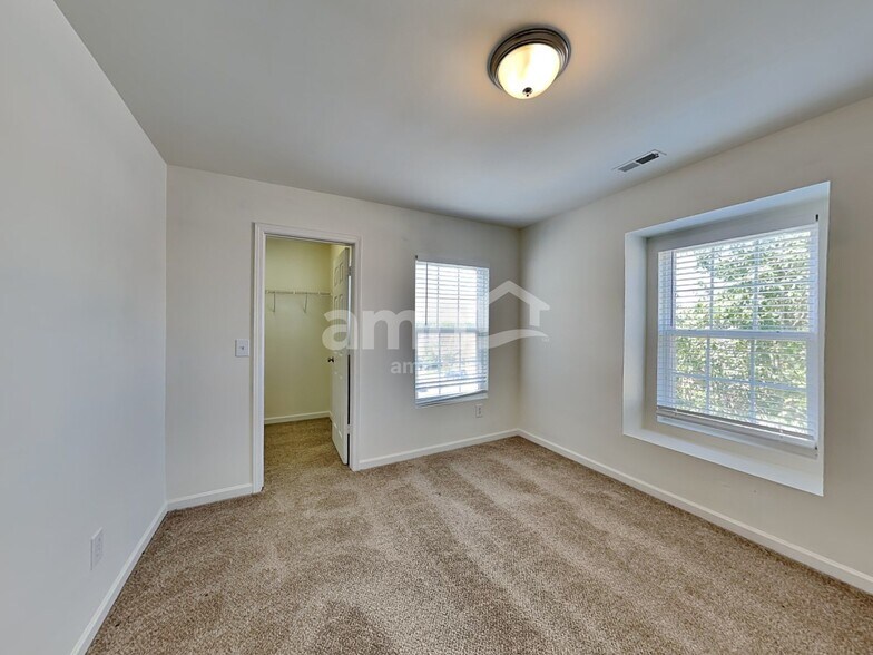 Building Photo - 1129 Rutledge Landing Dr