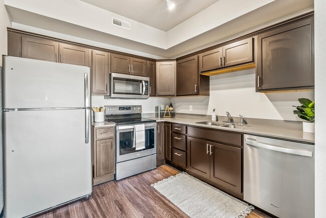 2 Bed/2 Bath Condo