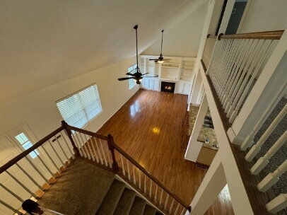 Building Photo - Move In Special 1/2 Off First Full Month with move in by 4/5/2026 - Pet Friendly 4-Bedroom Retrea...