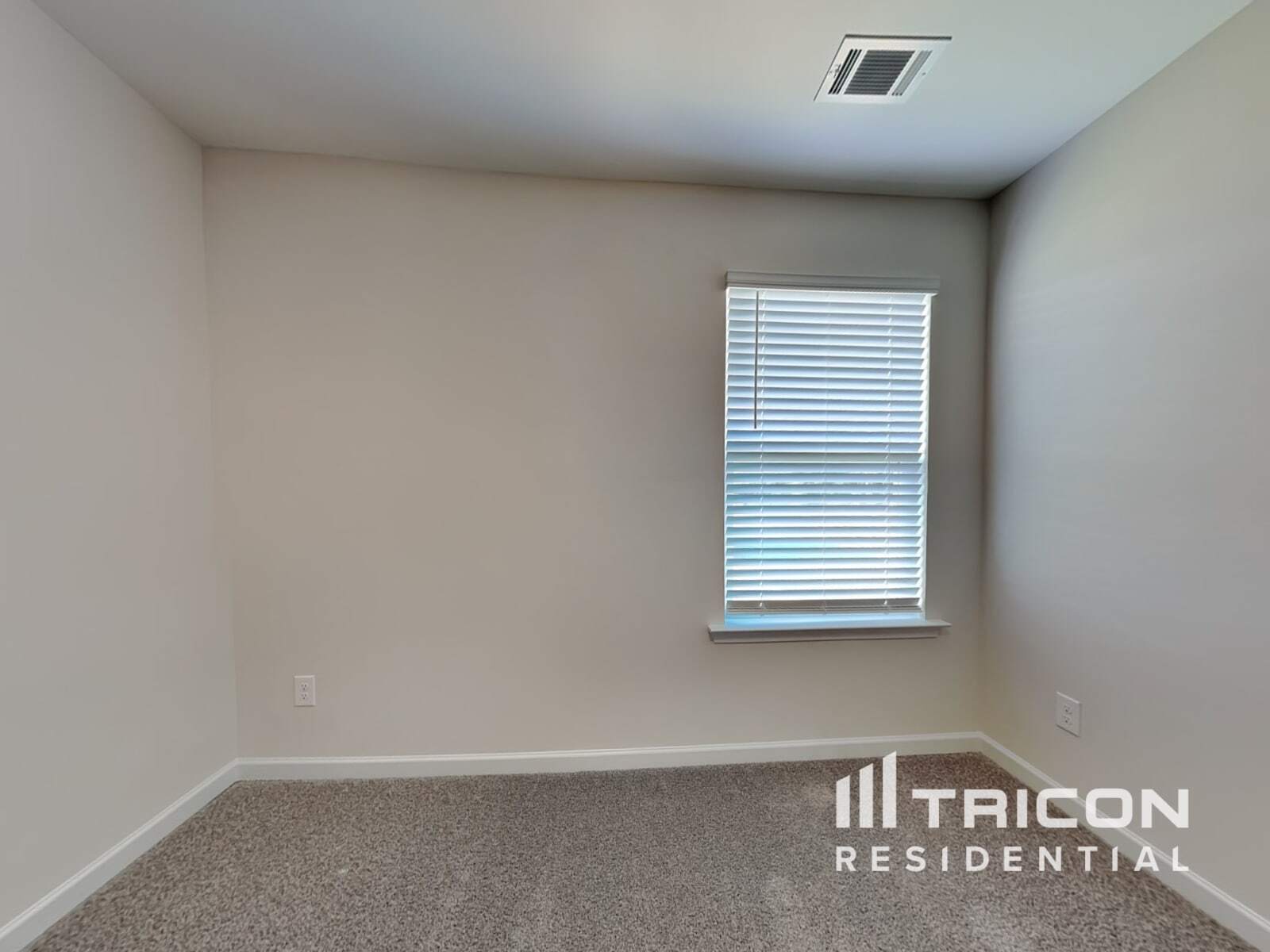 Building Photo - 3323 Arabian Farm Ln