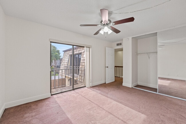 Building Photo - 156 Lake Arbor Dr