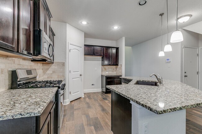 Building Photo - Alamo Ranch Rental 4 Bedroom Home