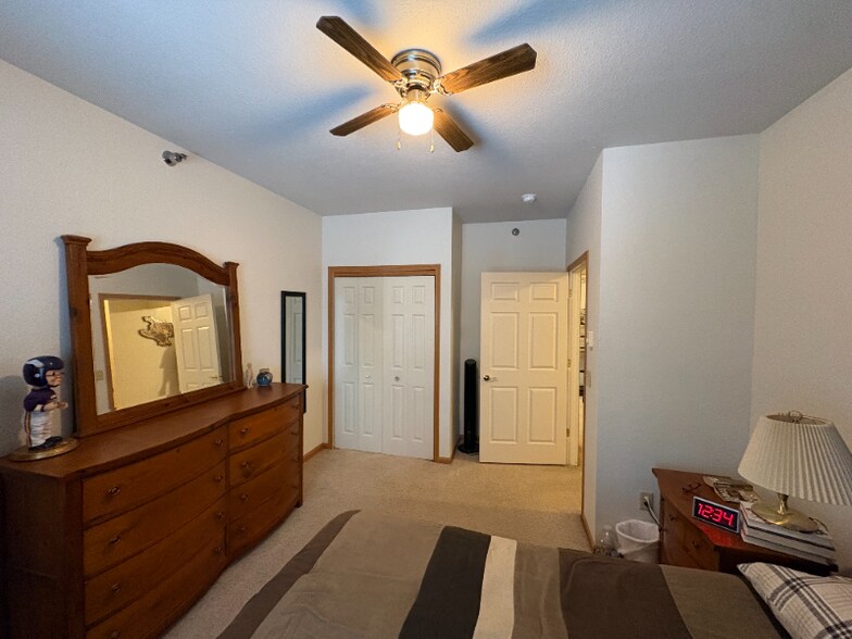 Building Photo - 4835 Howard Gnesen Rd