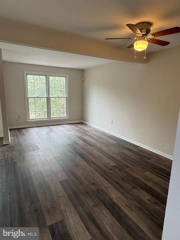 Building Photo - 46748 Woodmint Terrace