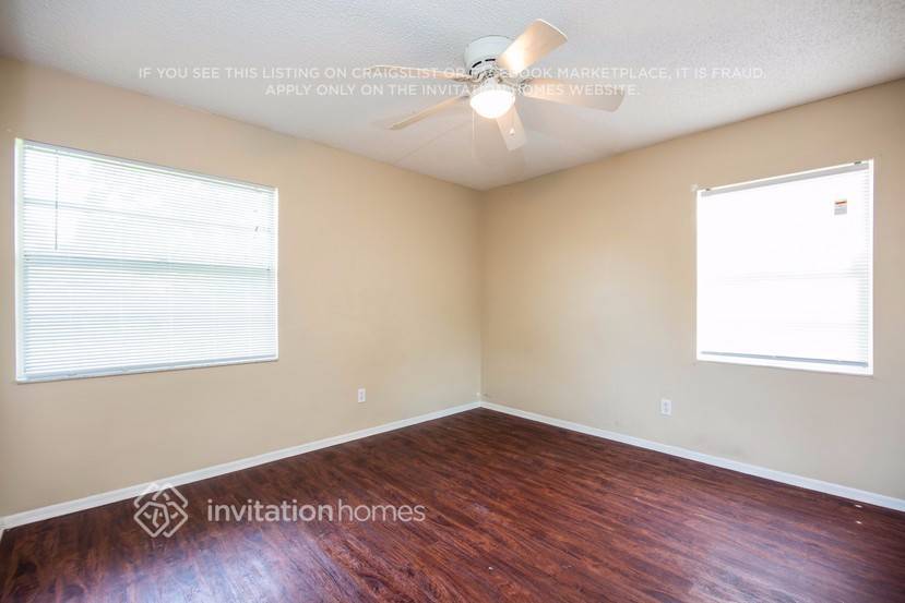 Building Photo - 9064 Hamlin Rd W