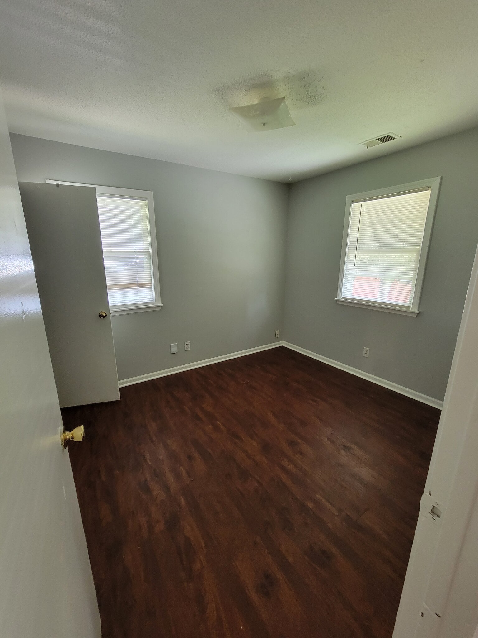Bedroom 2 w/half bath - 2032 NW 51st St