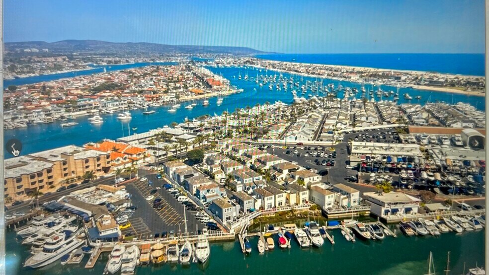Aerial view of the Lido Peninsula - 700 Lido Park Dr