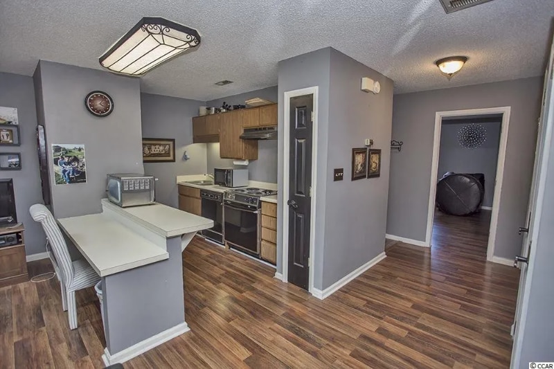 Building Photo - 209 Double Eagle Dr