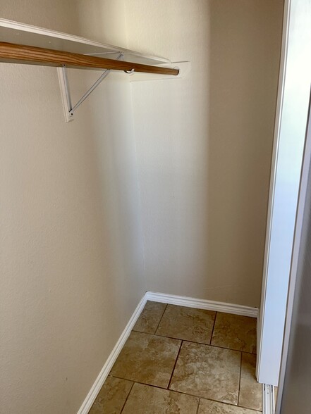Closet 1 - 1305 Kings Way
