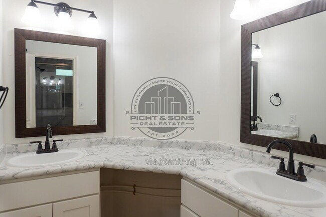 Building Photo - 2781 Grantham Ln
