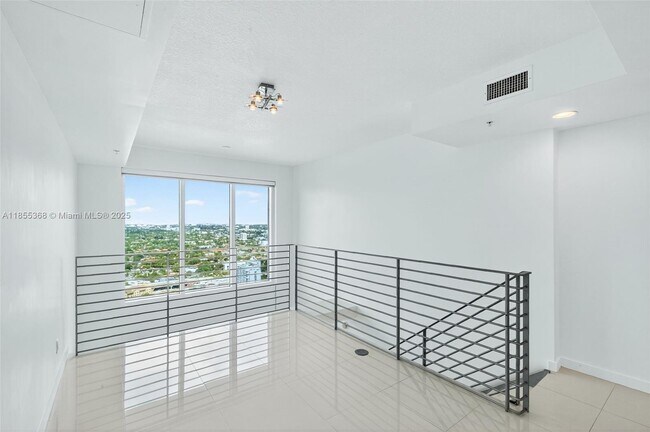 Building Photo - 60 SW 13th St