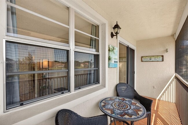 Building Photo - 1249 SW 46th Ave