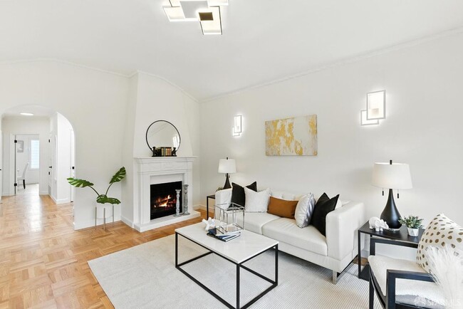 Building Photo - 1204 Funston Ave