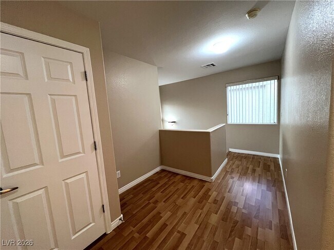 Building Photo - 7327 Laburnum St