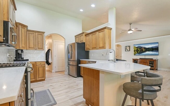 Building Photo - Beautiful 3 bed 2 bath home in Meridians Bridgetower community just off Ten Mile and W McMillan Rd