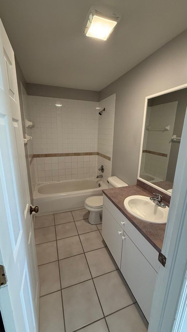 Building Photo - Unit 1 @1407 SE 24TH AVE