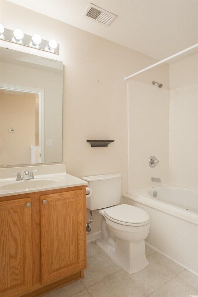 Building Photo - 2424 Hayseed Way
