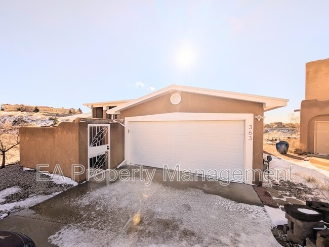 Building Photo - 363 Pinon Creek Rd SE